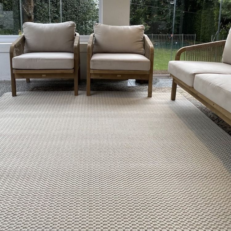 Picture of KNOTTED ECRU OUTDOOR RUG